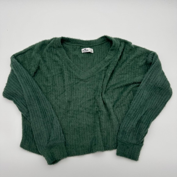 Hollister Sweaters - Hollister Green Fuzzy Eyelash Knit V-Neck Sweater Womens Small Long Sleeve Crop